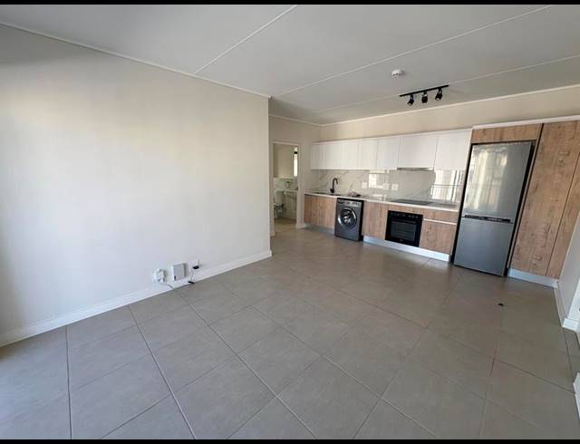 1 BEDROOM PROPERTY TO RENT IN RICHWOOD